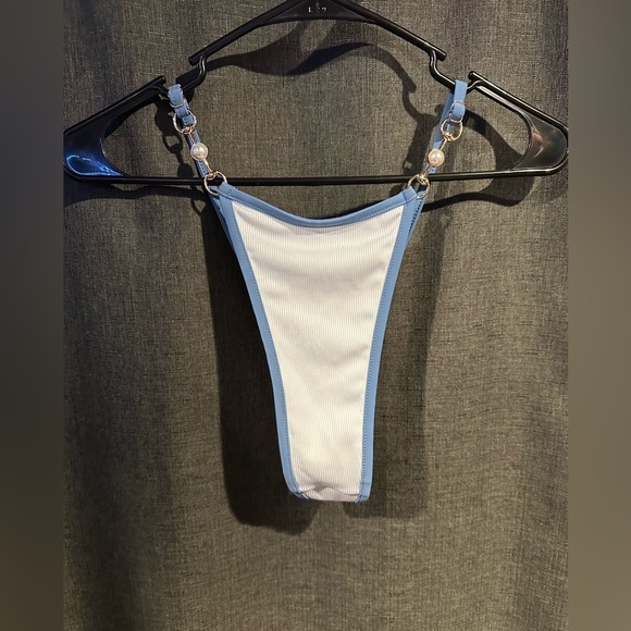 SHEIN MICRO TRIANGLE BIKINI - Picture 5 of 8